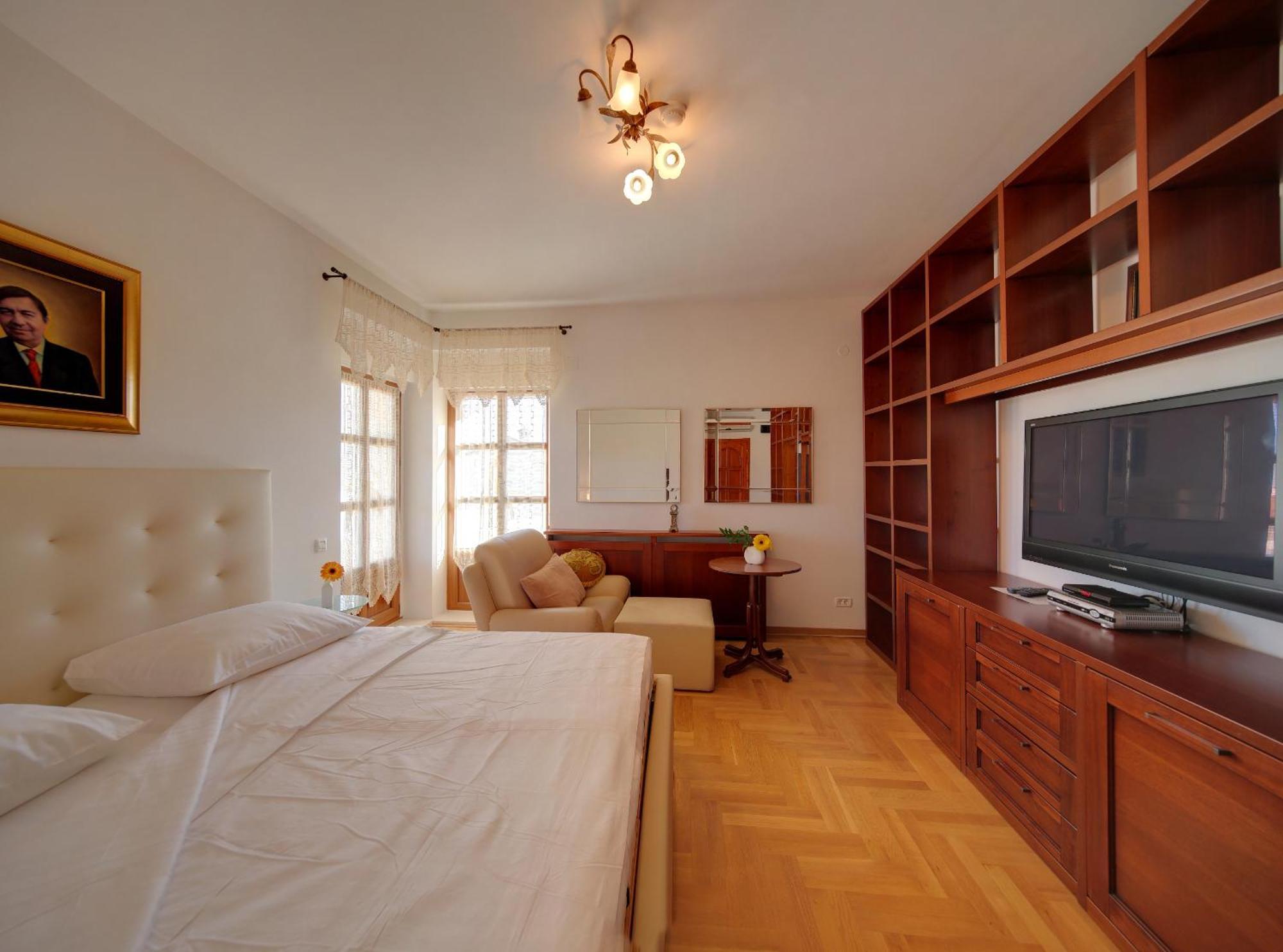 Guest house 